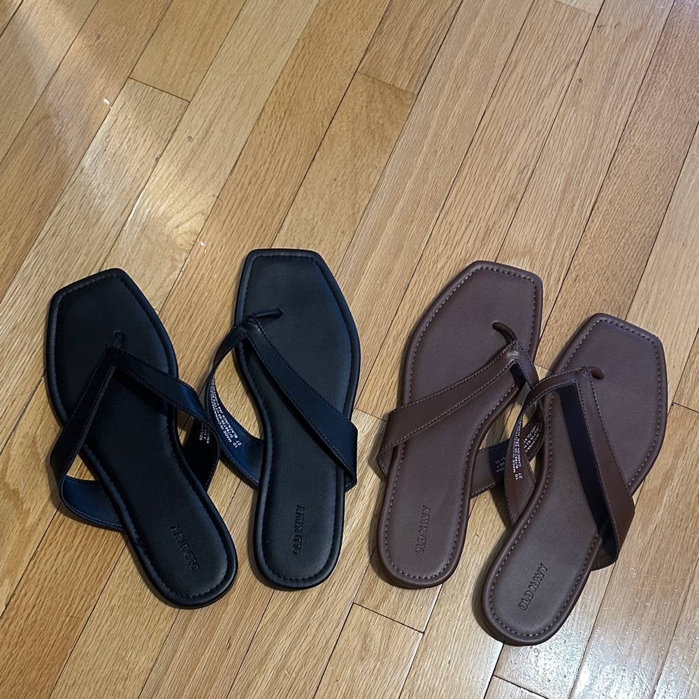 Old Navy Women's Black and Brown Sandals